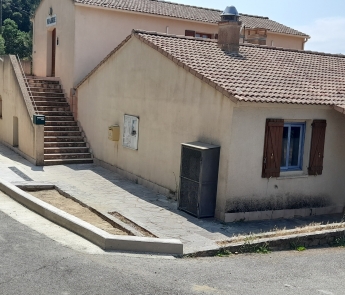 Aménagement de l’entrée de la mairie